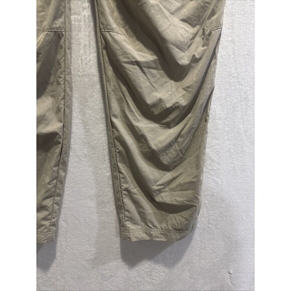 LL Bean Hiking Pants Men's XL Khaki Tan Nylon Straight Gorpcore Stowaway Belted - Picture 8 of 16